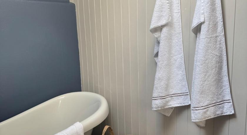 グレナガリー Little Heaven Glengarriff 4つ星 シングルルーム プール