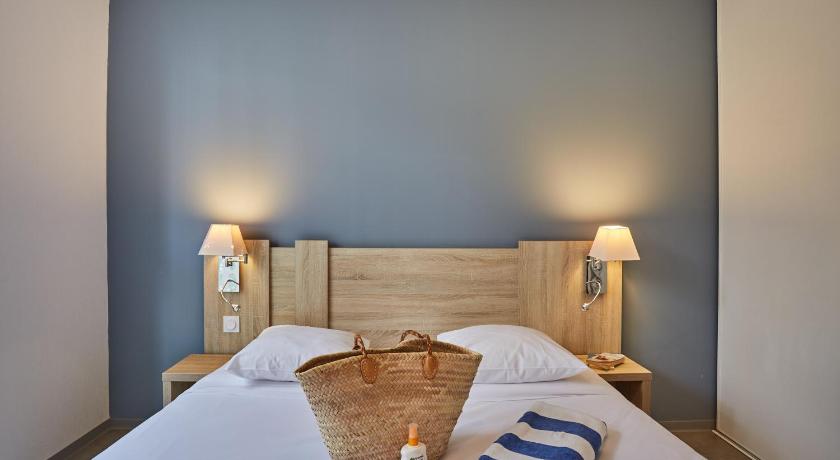 Image of One-Bedroom Apartment 16