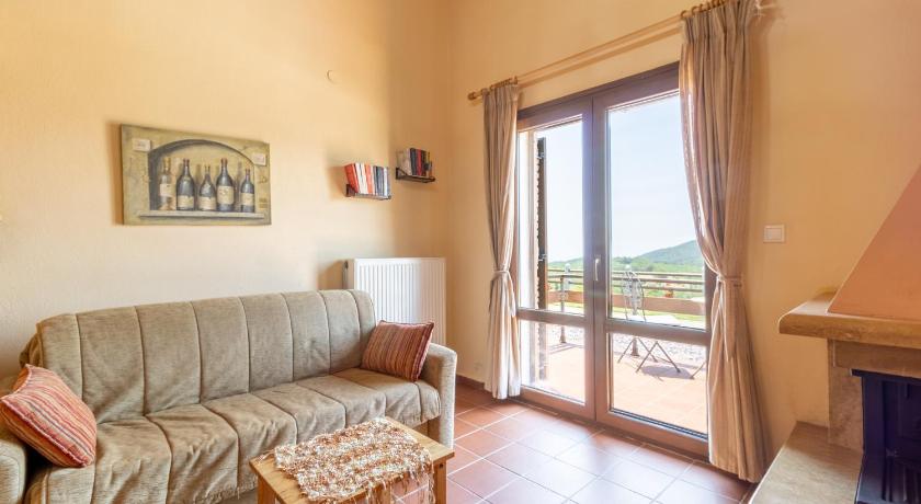 Image of One-Bedroom House 0