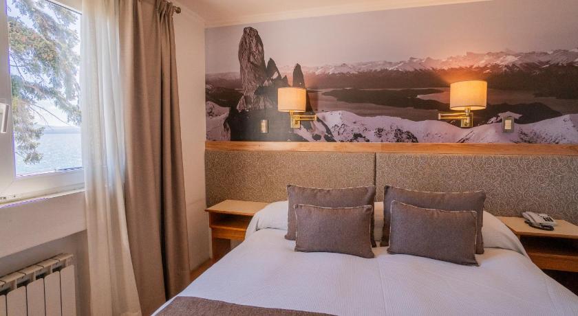 Image of Double or Twin Room with Lake View 1