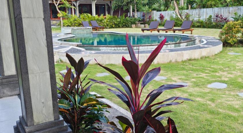 Bali Mandala Home Villa 4-Star Guesthouse restaurant