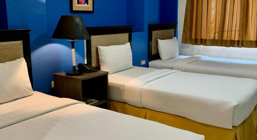 WJV Premium Hotel - image 3