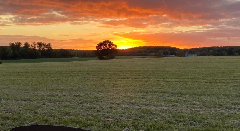 BED & BREAKFAST 5 MIN FROM e47 - DOGS WELCOME - COSY FARM BnB