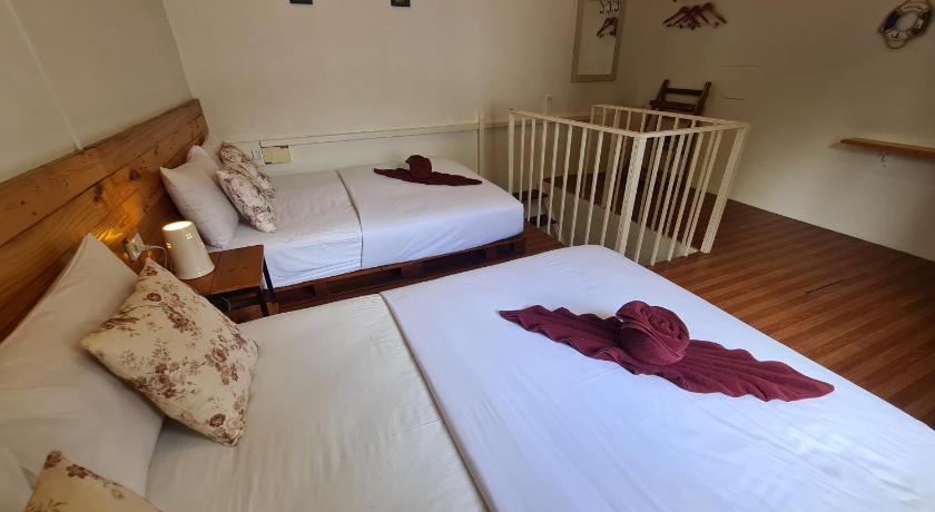 Image of Two-Bedroom Townhouse 8