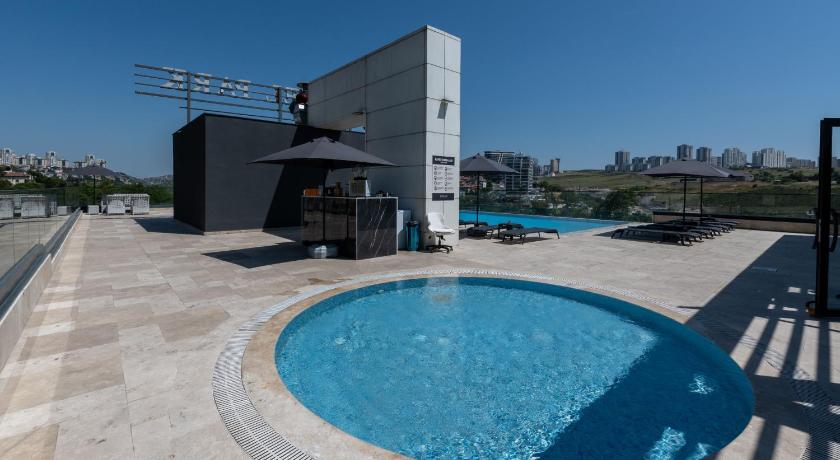 RUSEL PARK RESIDENCE - image 14