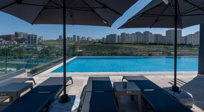 RUSEL PARK RESIDENCE - image 7