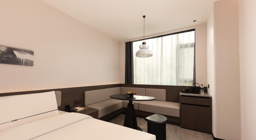 Atour Hotel Qingdao May Fourth Square Minjiang Road - image 21