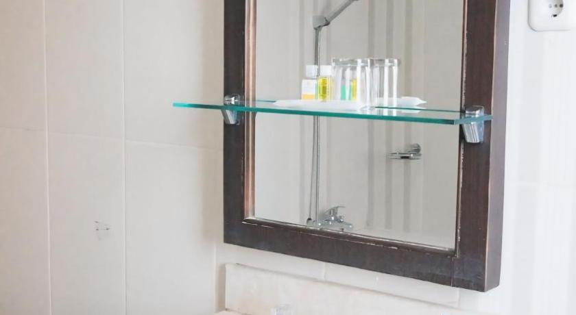 Image of Deluxe Double 9