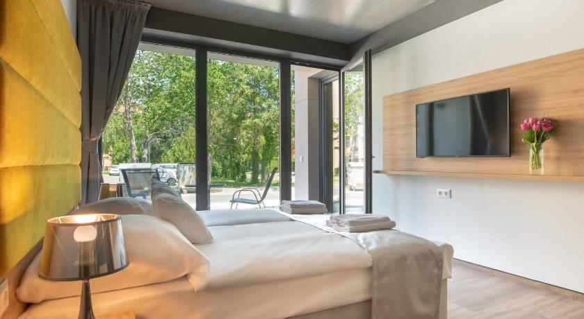 R31 Residence