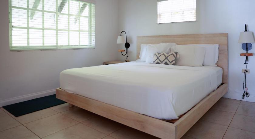 Image of Two-Bedroom Bungalow 10