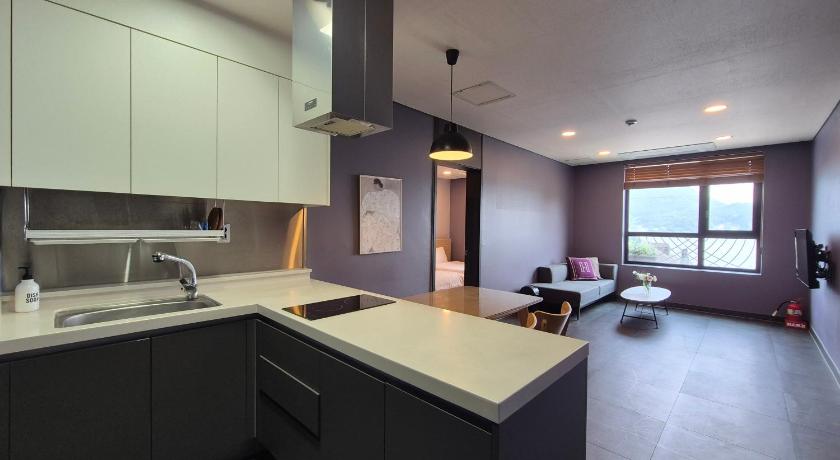 加平 Interlaken Stay 4つ星 ホテル ロビー