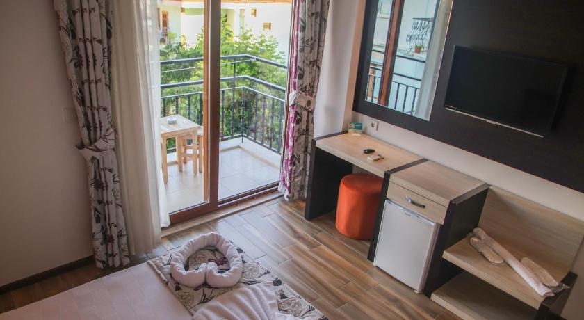 HOTEL HERMES - image 7