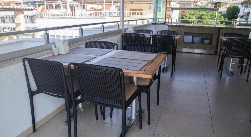 HOTEL HERMES - image 3