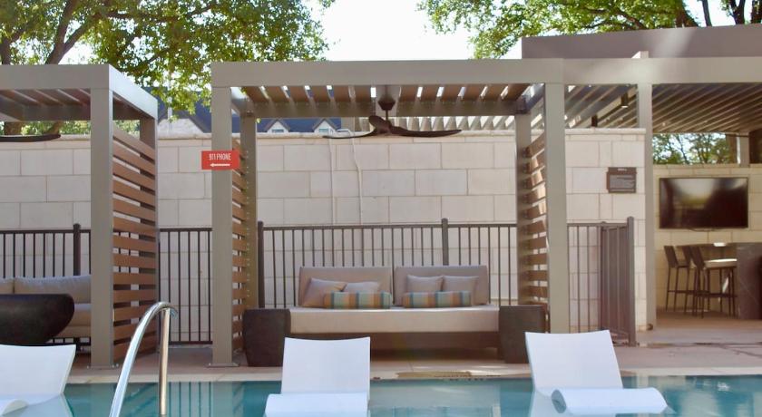 Austin 12 Min to Downtown Balcony Apt with Free Parking 3-Star Accommodation exterior