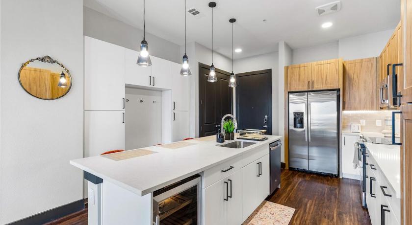 Austin 12 Min to Downtown Balcony Apt with Free Parking 3-Star Accommodation exterior
