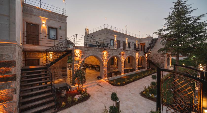 Sv Valinor Stone House