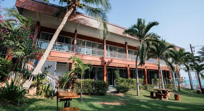 Image of Deluxe Double or Twin Room with Balcony 6