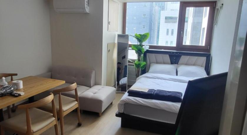 서울 4-2926 #Gangnam Stn, 5-min #Yeoksam Stn, 3-min #OTT 4성급 숙소 객실