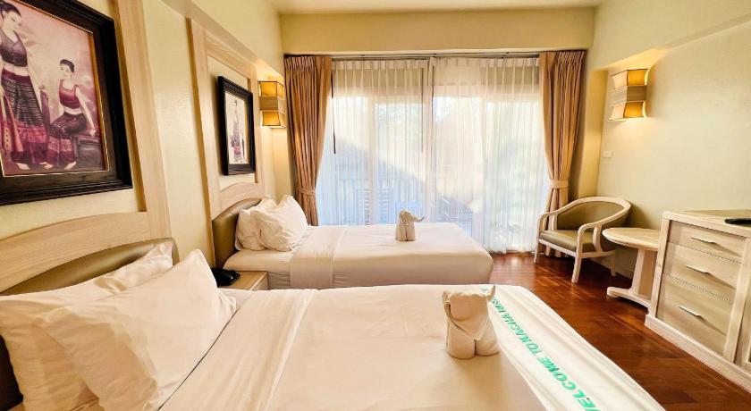 Image of Deluxe Seaside 7