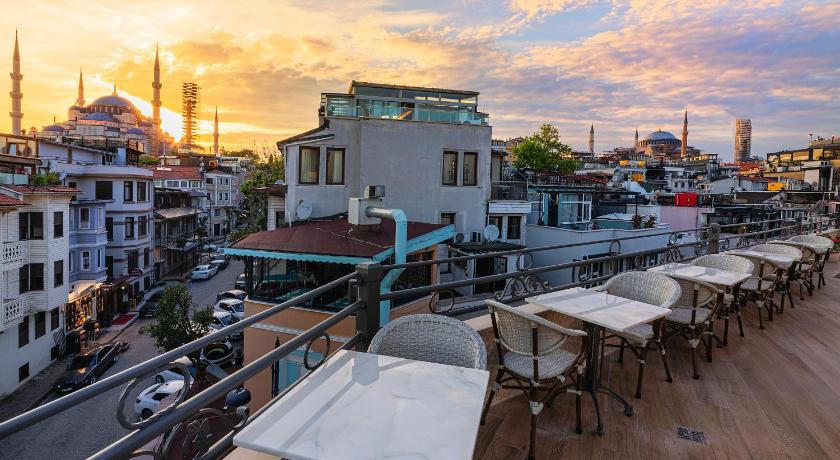 Azade Premier Hotel - image 4