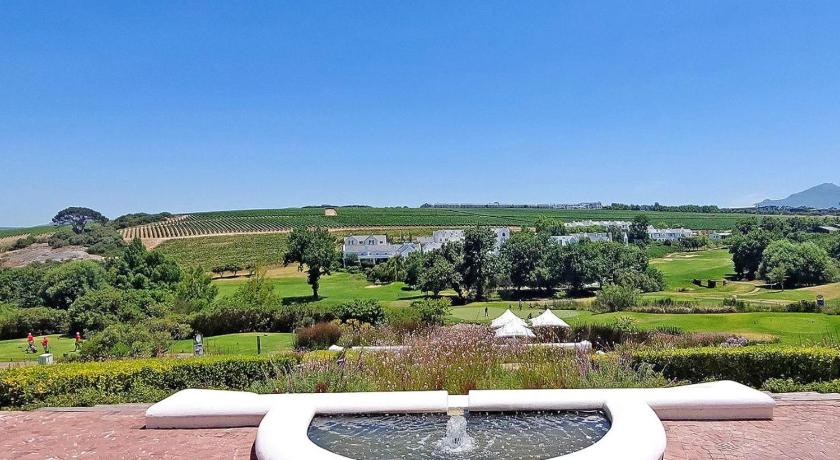 Winelands Golf Lodges 38 at De Zalze - image 8