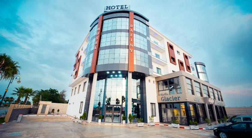 Rafiny Hotel