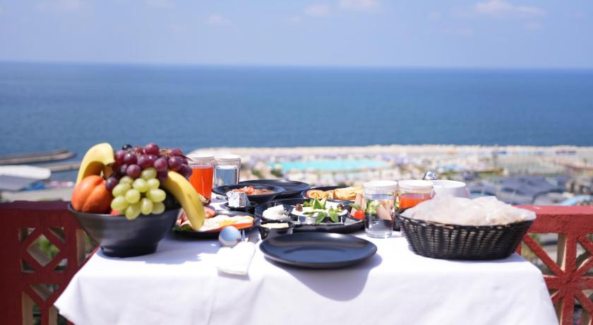 Manara Riva Suites - image 3