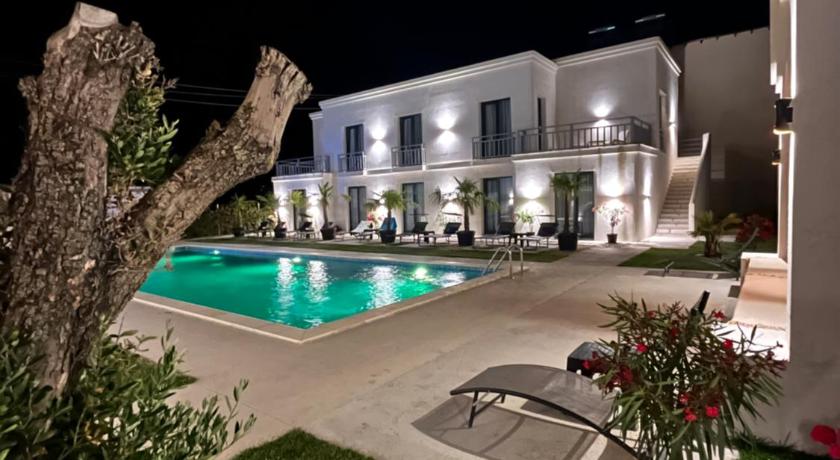 Villa Gyos