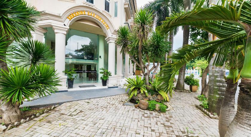 Ho Chi Minh City Belvilla Luxury Hotel Near SECC Formerly Sunshine Garden Hotel 3-Star Hotel suite