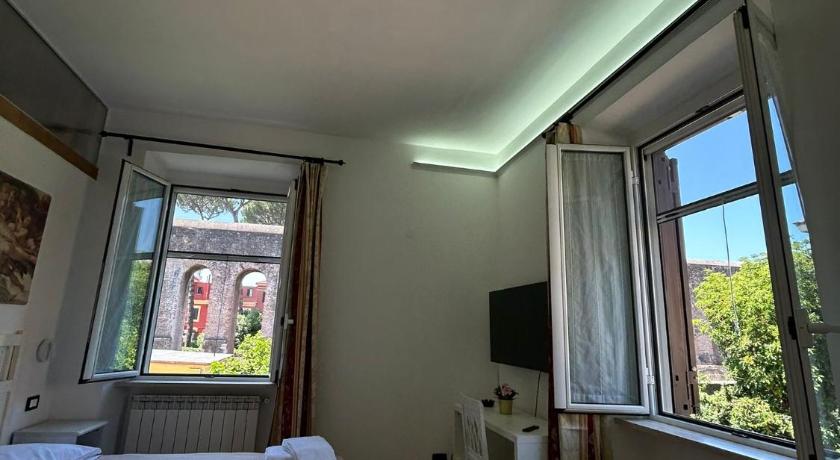 Image of Double or Twin Room 14