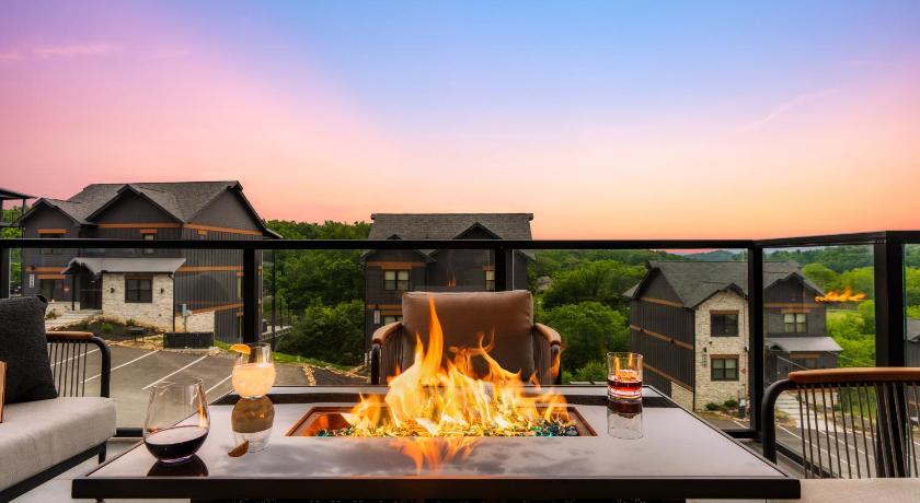 세비어빌 (TN) Smith Creek Resort Rooftop Cabins 5성급 숙소 레스토랑