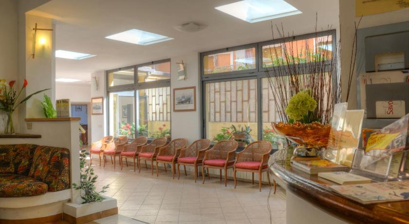 Hotel Villa Lina photo