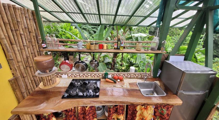 Puerto Viejo de Talamanca Ylang-palm Bungalow 2-Star Single Room room