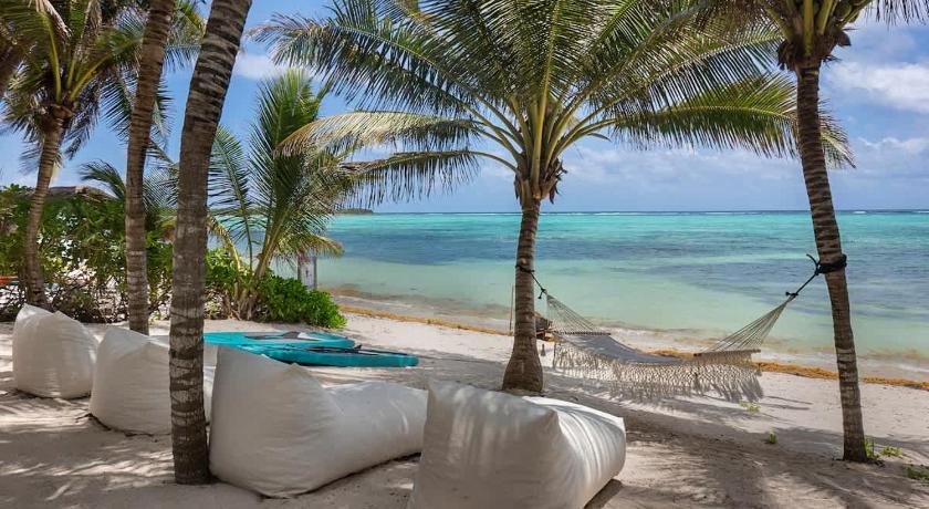 New 3BR Private Beachfront Villa with Pool at Soliman