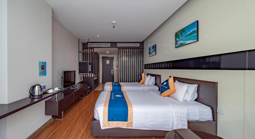 Image of Senior Deluxe City View with Balcony - Double/Twin 11