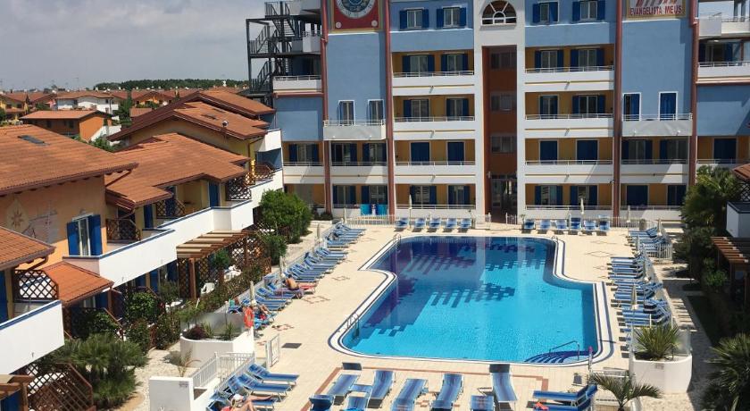Villaggio Hemingway - Family Aparthotel — Hotel in Caorle