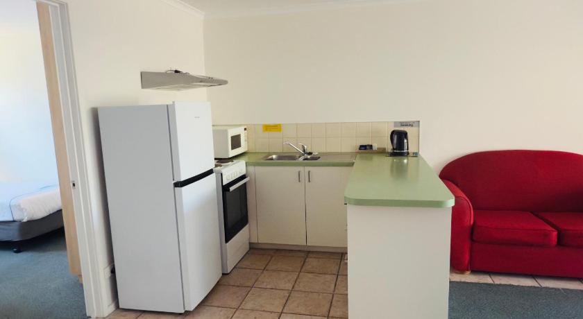 グレートオーシャンロード - アポロベイ Beachcomber Motel & Apartments 5つ星 ゲストハウス プール