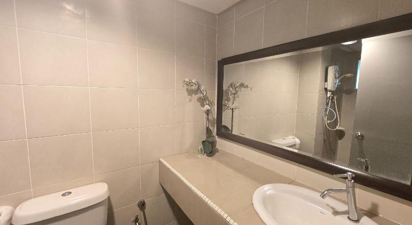 Image of Standard Twin 2