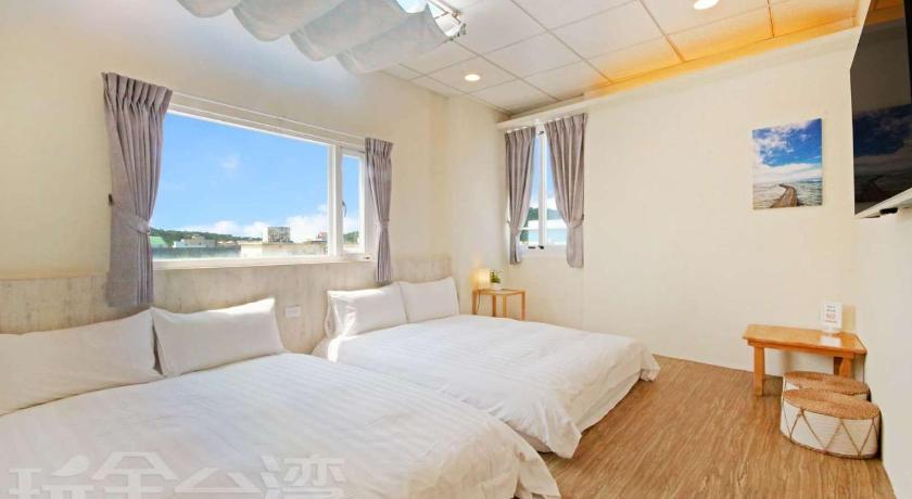 Image of Standard Triple Room 0