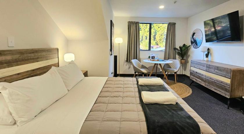 Image of Standard studio 0