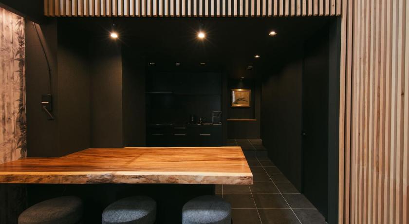 Tokyo A-LifePENTHOUSE 4-Star Single Room pool