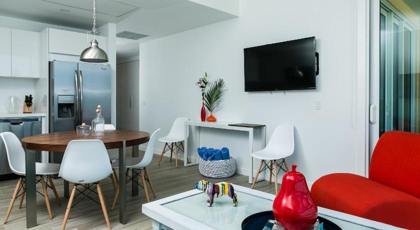 Image of Two-Bedroom Apartment with View 11