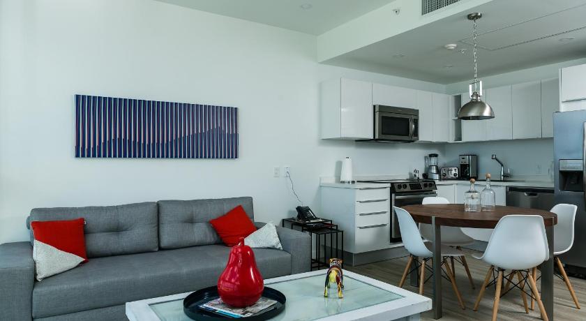 Image of Two-Bedroom Apartment with View 8