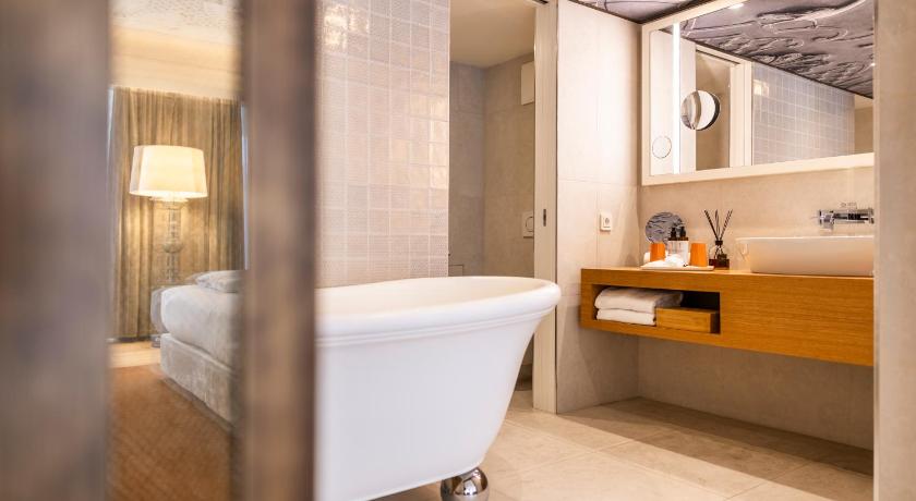 Nászutas lakosztály - wellness-belépővel (Honeymoon Suite inclusive Spa) fotója 2