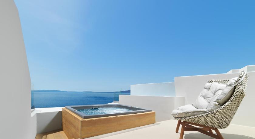 Image of Junior Suite with Outdoor Hot Tub 5