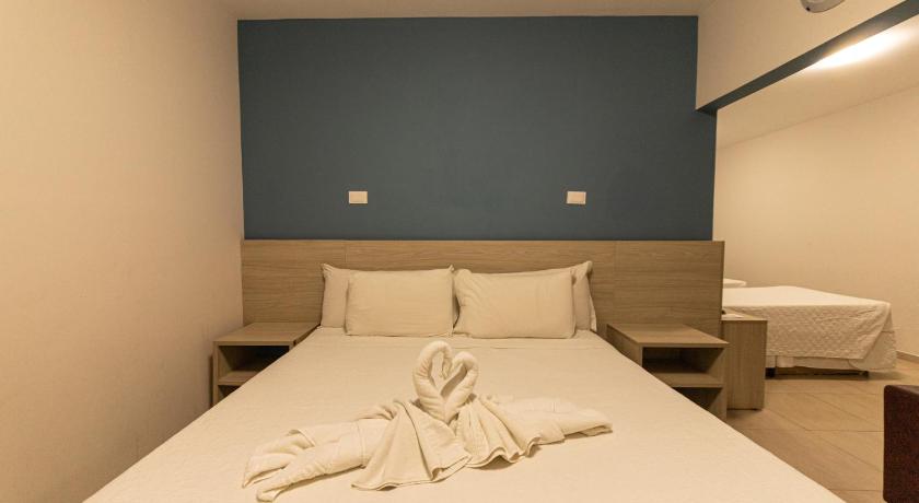 Image of Family Room with Sea View 4