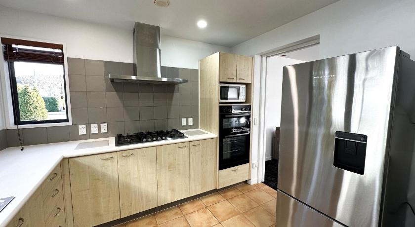 Image of Three-Bedroom Deluxe Apartment 1