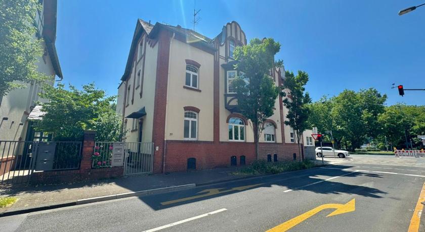 AR City Hotel Frankfurt - image 2