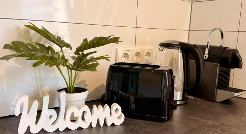 Appartement 2 - Gemutliche Wohnung mit Kuchenzeile, Bad und großer Terrasse
