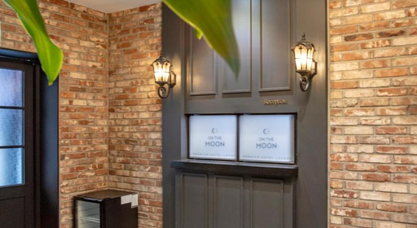 原州 Wonju Hotel On The Moon 酒店 泳池